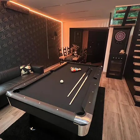 Lägenhet Maison 3 Chambres, Jacuzzi, Billard, Sauna, Air Soccer *