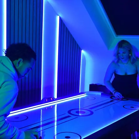 Maison 3 Chambres, Jacuzzi, Billard, Sauna, Air Soccer